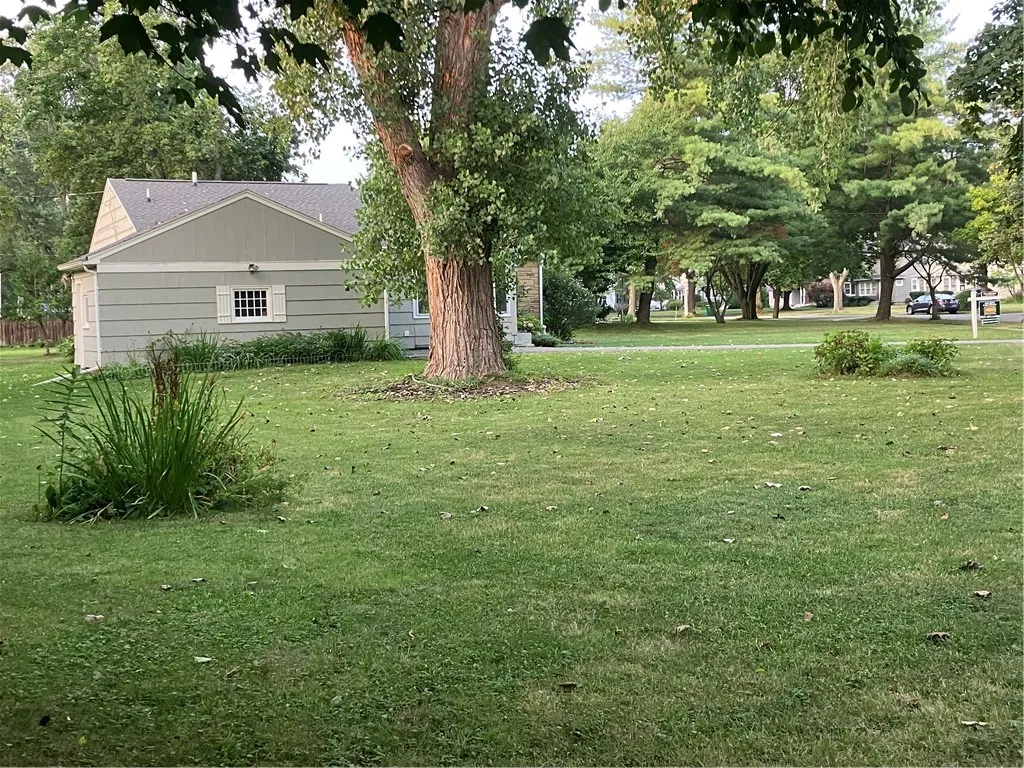 167 Eastland Avenue, Brighton, New York 14618, Brighton, New York 14618, 2 Bedrooms Bedrooms, 6 Rooms Rooms,1 BathroomBathrooms,Residential,Closed,167 Eastland Avenue, Brighton, New York 14618,0,R1627992