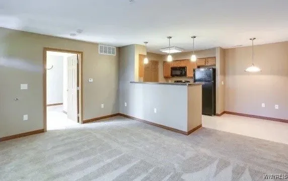 1013 Deer Lakes Drive, Amherst, New York 14228, Amherst, New York 14228, 2 Bedrooms Bedrooms, 5 Rooms Rooms,2 BathroomsBathrooms,Residential Lease,For Rent,1013 Deer Lakes Drive, Amherst, New York 14228,B1628165