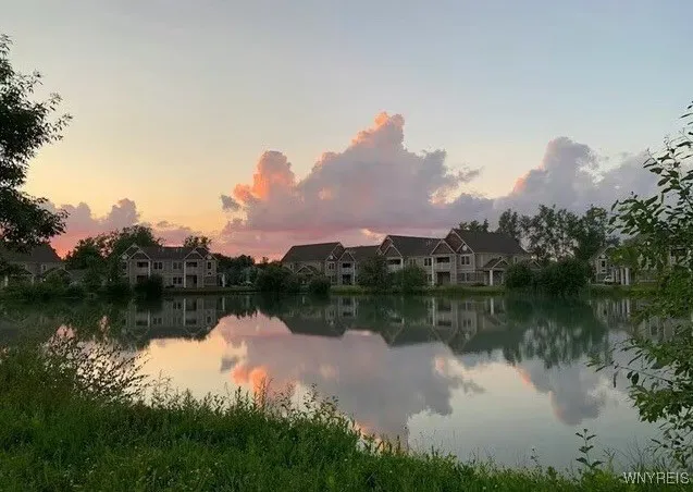 1013 Deer Lakes Drive, Amherst, New York 14228, Amherst, New York 14228, 2 Bedrooms Bedrooms, 5 Rooms Rooms,2 BathroomsBathrooms,Residential Lease,For Rent,1013 Deer Lakes Drive, Amherst, New York 14228,B1628165