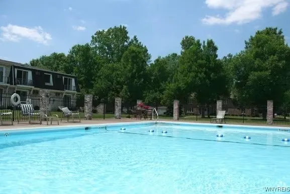 3524 Deer Lakes Drive, Amherst, New York 14228, Amherst, New York 14228, 2 Bedrooms Bedrooms, 5 Rooms Rooms,2 BathroomsBathrooms,Residential Lease,For Rent,3524 Deer Lakes Drive, Amherst, New York 14228,B1628169