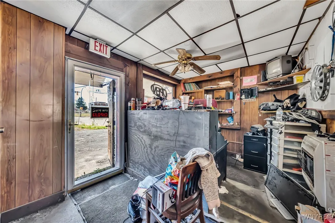 824 Clinton Street, Buffalo, New York 14210, Buffalo, New York 14210, 3 Bedrooms Bedrooms, ,4 BathroomsBathrooms,Residential,For Sale,824 Clinton Street, Buffalo, New York 14210,B1620224