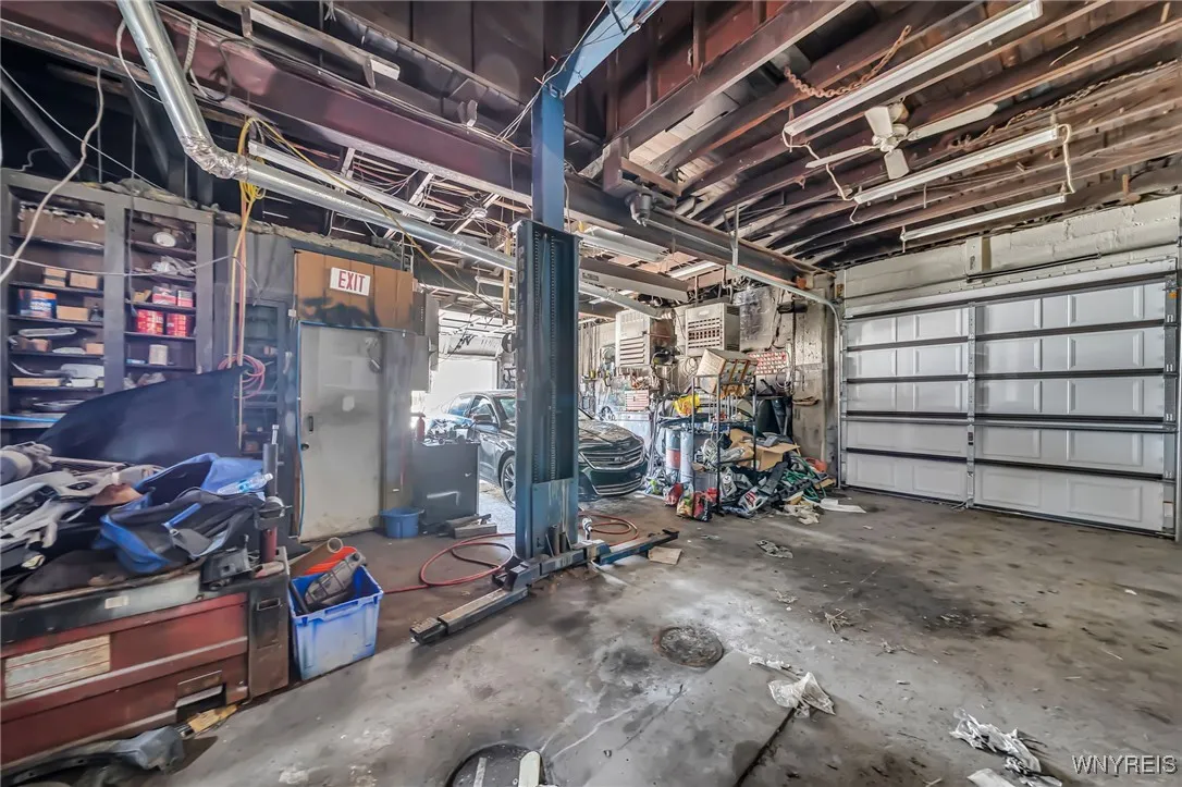 824 Clinton Street, Buffalo, New York 14210, Buffalo, New York 14210, 3 Bedrooms Bedrooms, ,4 BathroomsBathrooms,Residential,For Sale,824 Clinton Street, Buffalo, New York 14210,B1620224