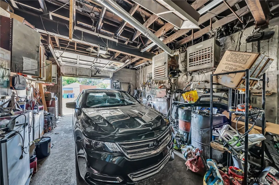 824 Clinton Street, Buffalo, New York 14210, Buffalo, New York 14210, 3 Bedrooms Bedrooms, ,4 BathroomsBathrooms,Residential,For Sale,824 Clinton Street, Buffalo, New York 14210,B1620224