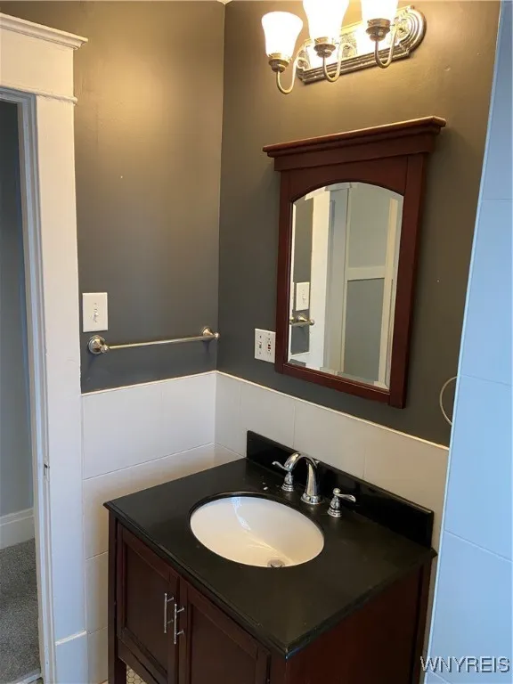 15 Stratford Road, Buffalo, New York 14216, Buffalo, New York 14216, 3 Bedrooms Bedrooms, 8 Rooms Rooms,1 BathroomBathrooms,Residential Lease,For Rent,15 Stratford Road, Buffalo, New York 14216,B1628149