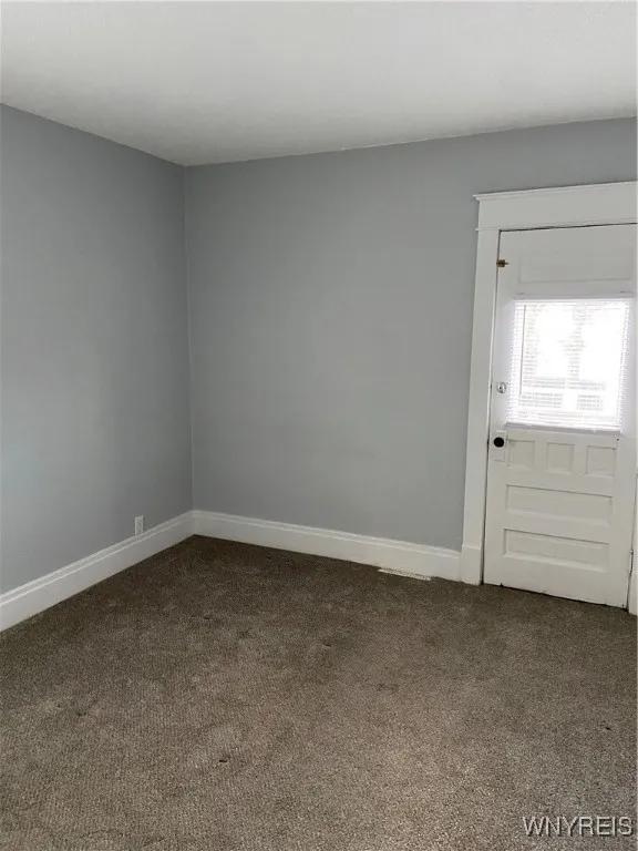 15 Stratford Road, Buffalo, New York 14216, Buffalo, New York 14216, 3 Bedrooms Bedrooms, 8 Rooms Rooms,1 BathroomBathrooms,Residential Lease,For Rent,15 Stratford Road, Buffalo, New York 14216,B1628149