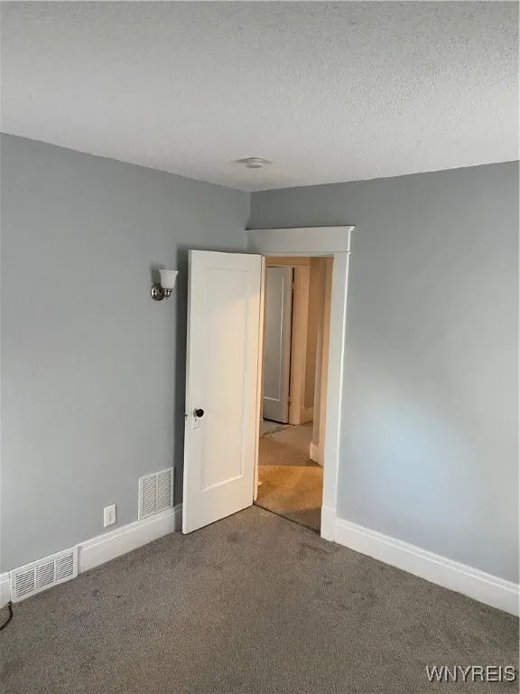 15 Stratford Road, Buffalo, New York 14216, Buffalo, New York 14216, 3 Bedrooms Bedrooms, 8 Rooms Rooms,1 BathroomBathrooms,Residential Lease,For Rent,15 Stratford Road, Buffalo, New York 14216,B1628149