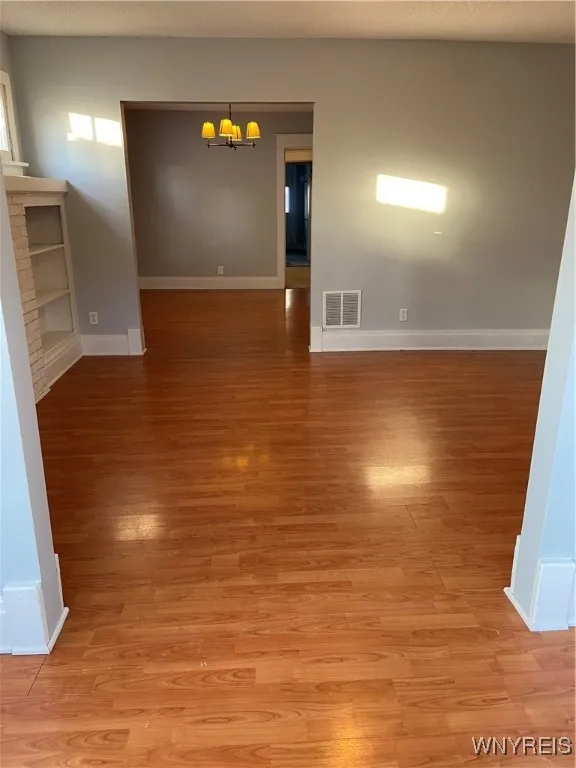 15 Stratford Road, Buffalo, New York 14216, Buffalo, New York 14216, 3 Bedrooms Bedrooms, 8 Rooms Rooms,1 BathroomBathrooms,Residential Lease,For Rent,15 Stratford Road, Buffalo, New York 14216,B1628149