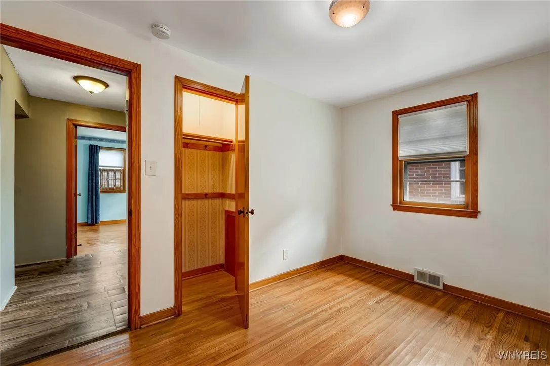 191 Eastland Parkway, Cheektowaga, New York 14225, Cheektowaga, New York 14225, 3 Bedrooms Bedrooms, 6 Rooms Rooms,1 BathroomBathrooms,Residential,For Sale,191 Eastland Parkway, Cheektowaga, New York 14225,B1628199