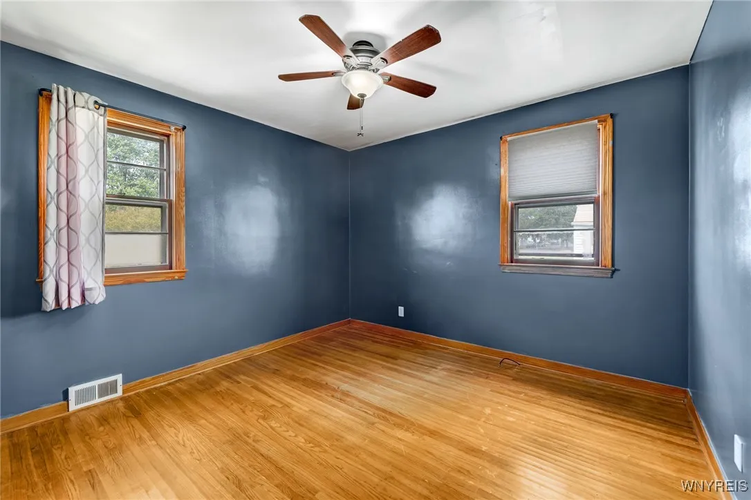 191 Eastland Parkway, Cheektowaga, New York 14225, Cheektowaga, New York 14225, 3 Bedrooms Bedrooms, 6 Rooms Rooms,1 BathroomBathrooms,Residential,For Sale,191 Eastland Parkway, Cheektowaga, New York 14225,B1628199