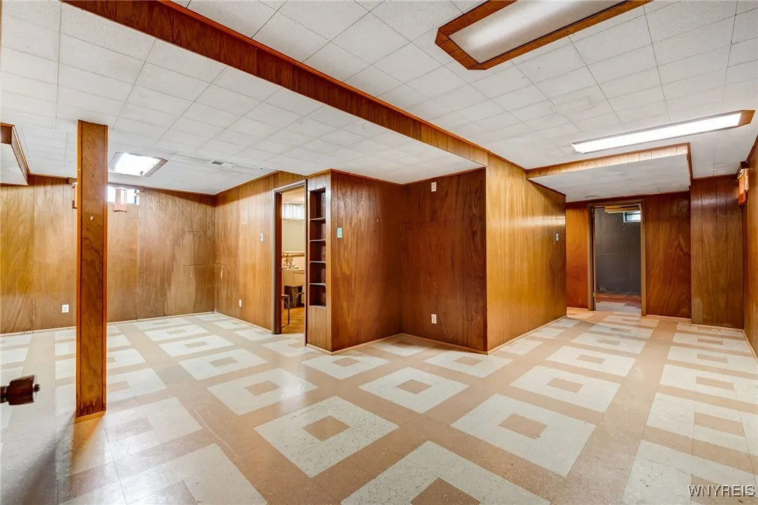 191 Eastland Parkway, Cheektowaga, New York 14225, Cheektowaga, New York 14225, 3 Bedrooms Bedrooms, 6 Rooms Rooms,1 BathroomBathrooms,Residential,For Sale,191 Eastland Parkway, Cheektowaga, New York 14225,B1628199