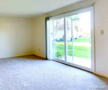 4327 Apt 4 Chestnut Ridge Road, Amherst, New York, Amherst, New York 14228, 1 Bedroom Bedrooms, 4 Rooms Rooms,1 BathroomBathrooms,Residential Lease,For Rent,4327 Apt 4 Chestnut Ridge Road, Amherst, New York ,B1628201
