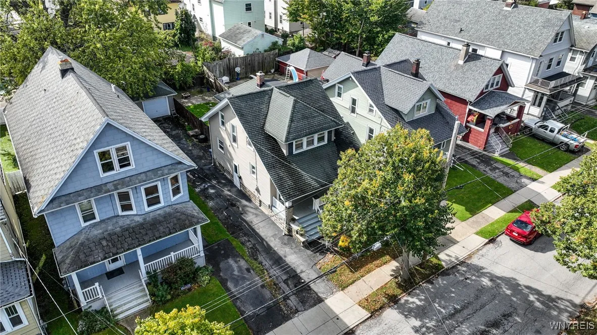 95 Columbus Avenue, Buffalo, New York 14220, Buffalo, New York 14220, 3 Bedrooms Bedrooms, 7 Rooms Rooms,2 BathroomsBathrooms,Residential,For Sale,95 Columbus Avenue, Buffalo, New York 14220,B1628004