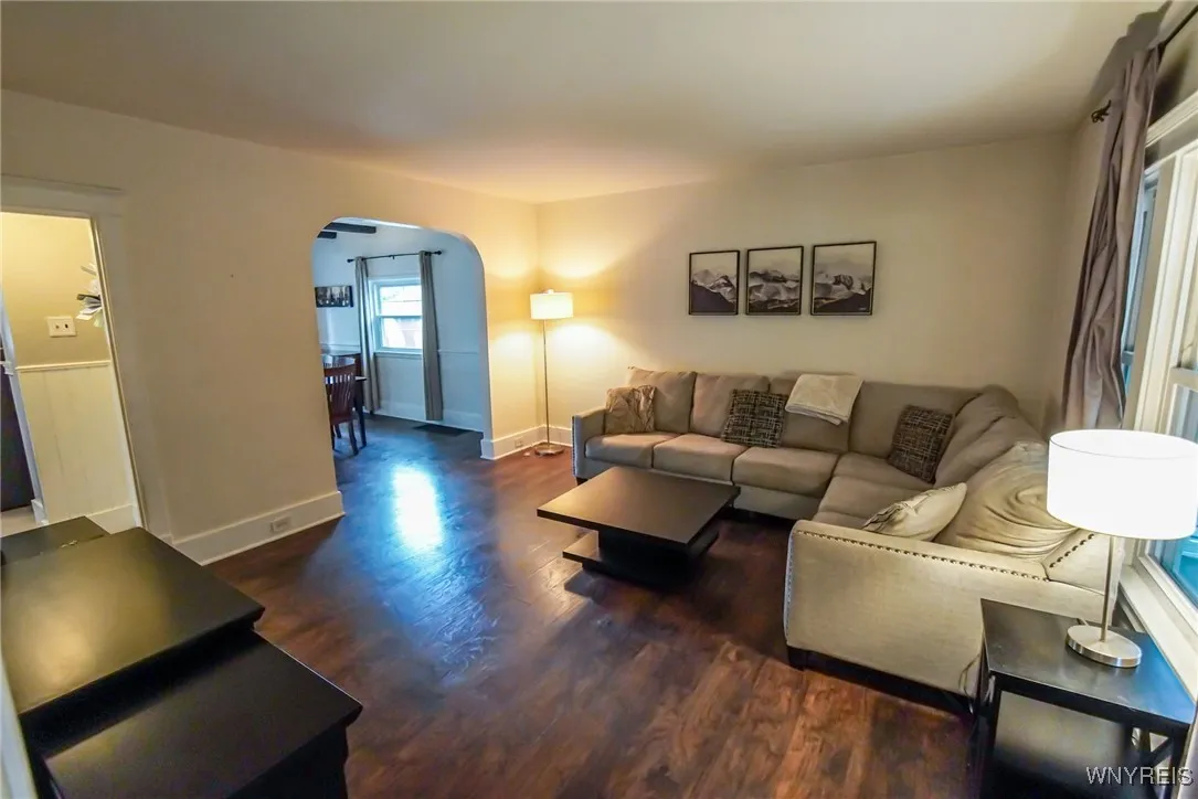 95 Columbus Avenue, Buffalo, New York 14220, Buffalo, New York 14220, 3 Bedrooms Bedrooms, 7 Rooms Rooms,2 BathroomsBathrooms,Residential,For Sale,95 Columbus Avenue, Buffalo, New York 14220,B1628004