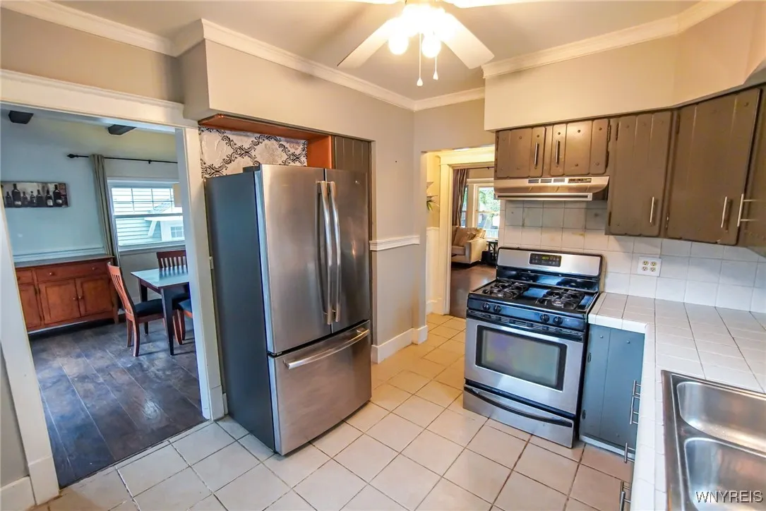 95 Columbus Avenue, Buffalo, New York 14220, Buffalo, New York 14220, 3 Bedrooms Bedrooms, 7 Rooms Rooms,2 BathroomsBathrooms,Residential,For Sale,95 Columbus Avenue, Buffalo, New York 14220,B1628004