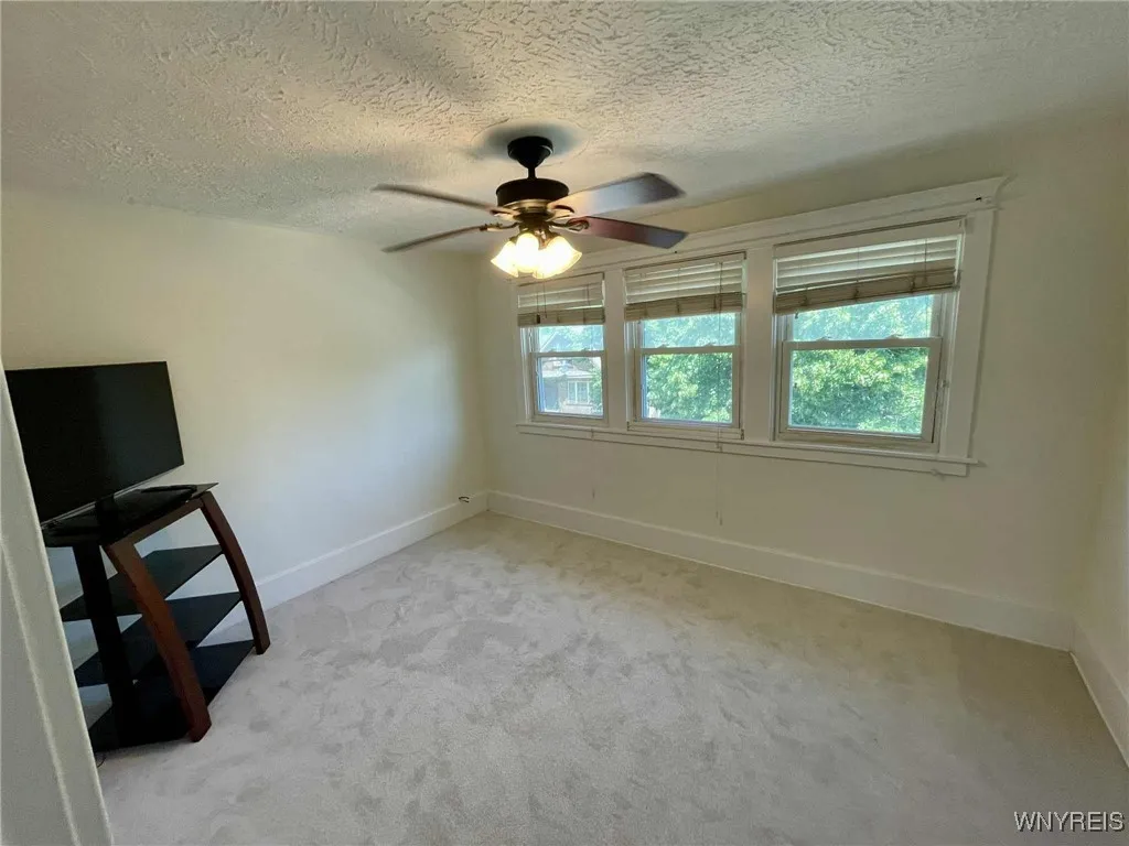95 Columbus Avenue, Buffalo, New York 14220, Buffalo, New York 14220, 3 Bedrooms Bedrooms, 7 Rooms Rooms,2 BathroomsBathrooms,Residential,For Sale,95 Columbus Avenue, Buffalo, New York 14220,B1628004