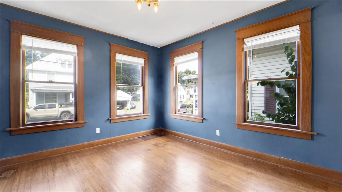 13 Lincoln Avenue, North Dansville, New York 14437, North Dansville, New York 14437, 5 Bedrooms Bedrooms, 8 Rooms Rooms,1 BathroomBathrooms,Residential,Closed,13 Lincoln Avenue, North Dansville, New York 14437,0,R1627919