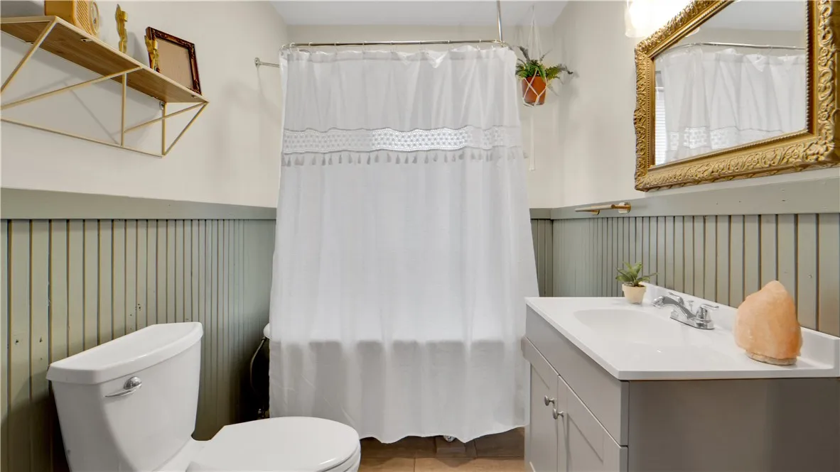 13 Lincoln Avenue, North Dansville, New York 14437, North Dansville, New York 14437, 5 Bedrooms Bedrooms, 8 Rooms Rooms,1 BathroomBathrooms,Residential,Closed,13 Lincoln Avenue, North Dansville, New York 14437,0,R1627919