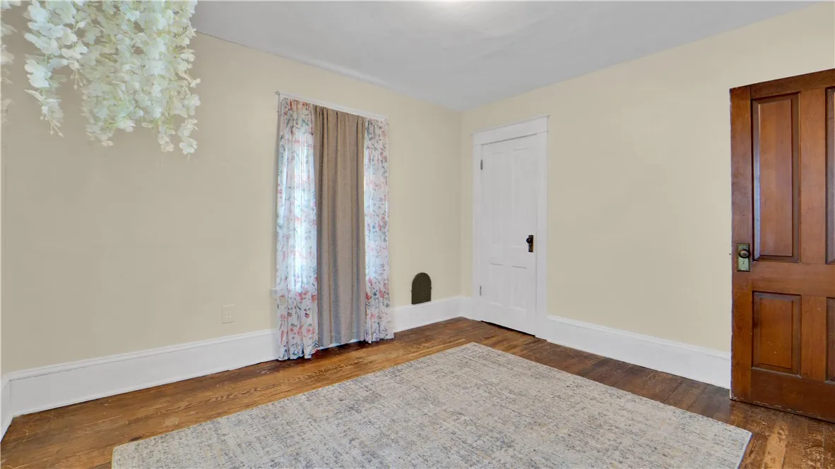 13 Lincoln Avenue, North Dansville, New York 14437, North Dansville, New York 14437, 5 Bedrooms Bedrooms, 8 Rooms Rooms,1 BathroomBathrooms,Residential,Closed,13 Lincoln Avenue, North Dansville, New York 14437,0,R1627919