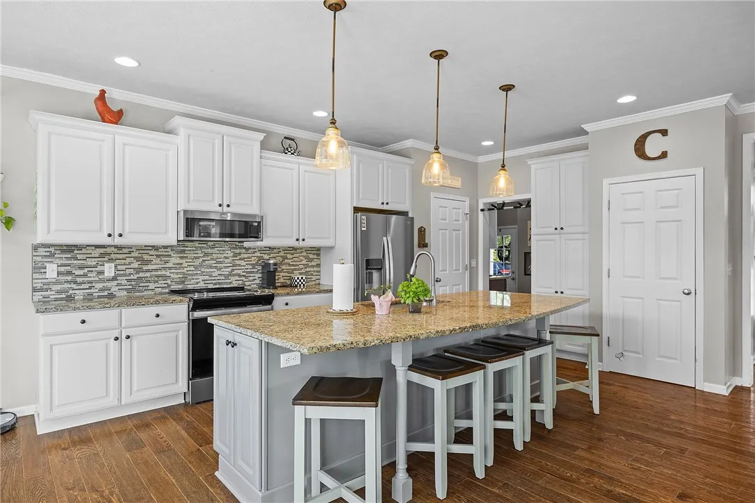 2975 West Walworth Road, Macedon, New York 14502, Macedon, New York 14502, 4 Bedrooms Bedrooms, 9 Rooms Rooms,2 BathroomsBathrooms,Residential,Closed,2975 West Walworth Road, Macedon, New York 14502,0,R1627720