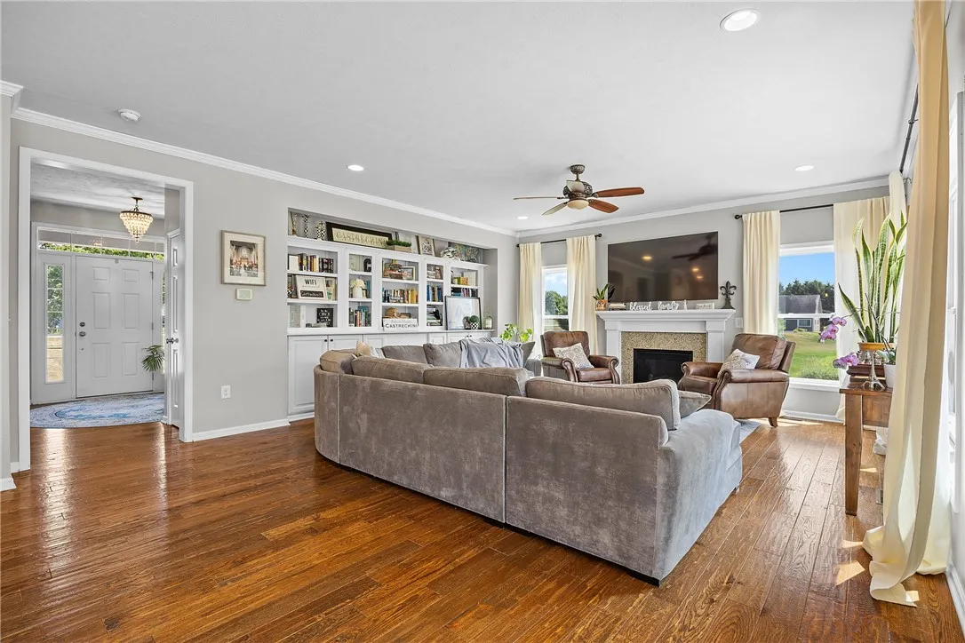 2975 West Walworth Road, Macedon, New York 14502, Macedon, New York 14502, 4 Bedrooms Bedrooms, 9 Rooms Rooms,2 BathroomsBathrooms,Residential,Closed,2975 West Walworth Road, Macedon, New York 14502,0,R1627720