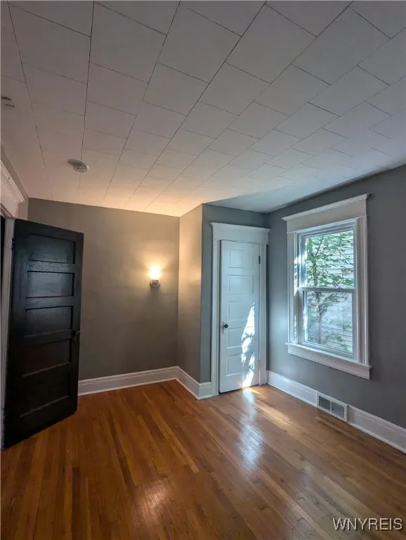 324 West Ave Avenue, Buffalo, New York 14201, Buffalo, New York 14201, 3 Bedrooms Bedrooms, 5 Rooms Rooms,1 BathroomBathrooms,Residential Lease,For Rent,324 West Ave Avenue, Buffalo, New York 14201,B1628223