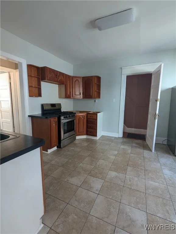 324 West Ave Avenue, Buffalo, New York 14201, Buffalo, New York 14201, 3 Bedrooms Bedrooms, 5 Rooms Rooms,1 BathroomBathrooms,Residential Lease,For Rent,324 West Ave Avenue, Buffalo, New York 14201,B1628223
