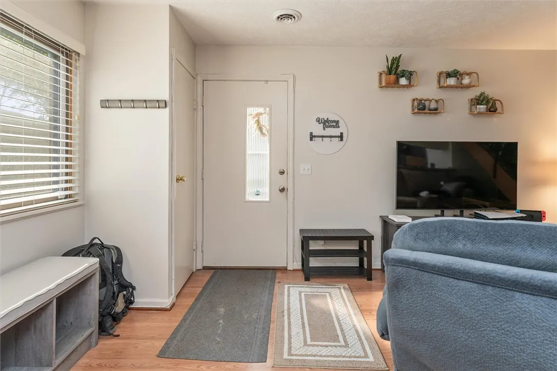 87 Milrace Drive, East Rochester, New York 14445, East Rochester, New York 14445, 2 Bedrooms Bedrooms, 4 Rooms Rooms,1 BathroomBathrooms,Residential,For Sale,87 Milrace Drive, East Rochester, New York 14445,R1628200