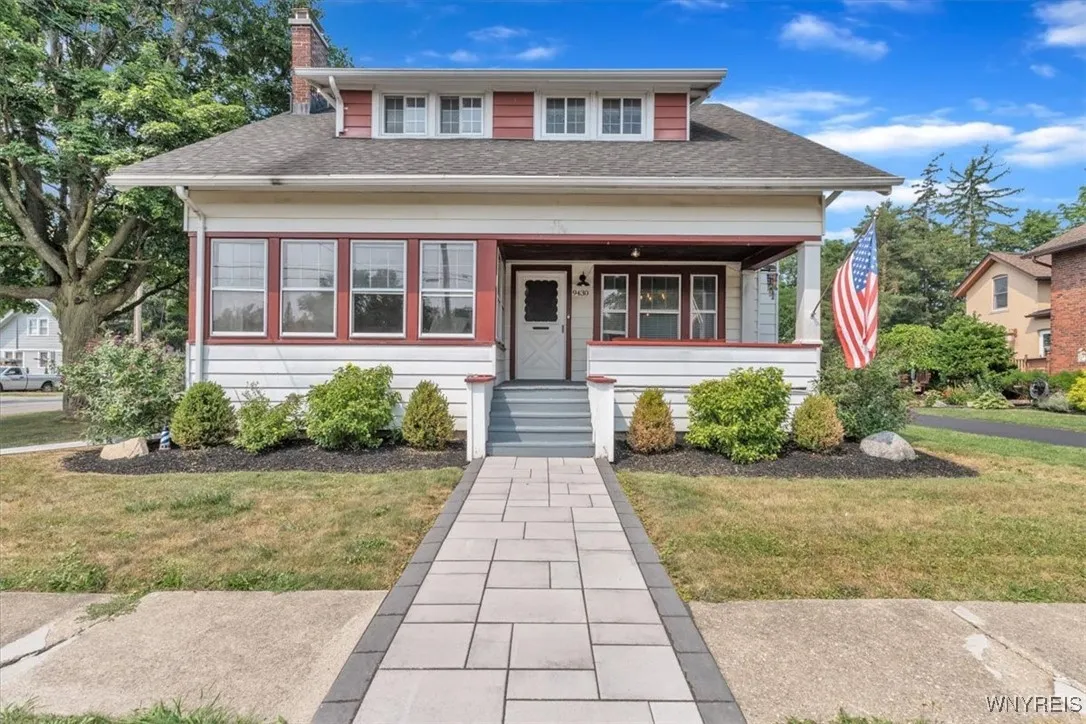 9430 Clarence Center Road, Clarence, New York 1403, Clarence, New York 14032, 4 Bedrooms Bedrooms, 8 Rooms Rooms,1 BathroomBathrooms,Residential,Closed,9430 Clarence Center Road, Clarence, New York 1403,0,B1627986