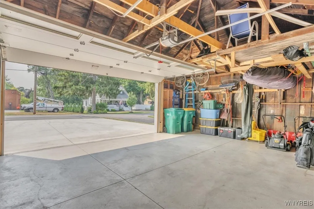 9430 Clarence Center Road, Clarence, New York 1403, Clarence, New York 14032, 4 Bedrooms Bedrooms, 8 Rooms Rooms,1 BathroomBathrooms,Residential,Closed,9430 Clarence Center Road, Clarence, New York 1403,0,B1627986