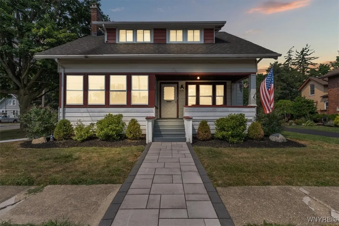 9430 Clarence Center Road, Clarence, New York 1403, Clarence, New York 14032, 4 Bedrooms Bedrooms, 8 Rooms Rooms,1 BathroomBathrooms,Residential,Closed,9430 Clarence Center Road, Clarence, New York 1403,0,B1627986