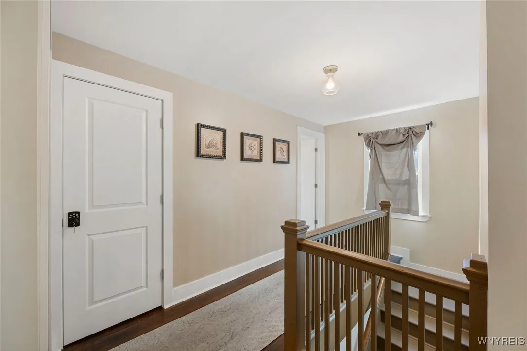 807 Willow Avenue, Niagara Falls, New York 14305, Niagara Falls, New York 14305, 5 Bedrooms Bedrooms, 7 Rooms Rooms,3 BathroomsBathrooms,Residential,Closed,807 Willow Avenue, Niagara Falls, New York 14305,0,B1619931