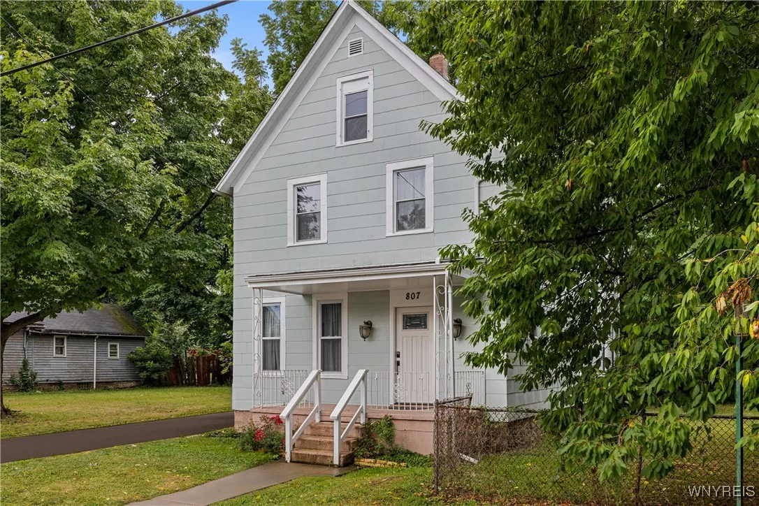 807 Willow Avenue, Niagara Falls, New York 14305, Niagara Falls, New York 14305, 5 Bedrooms Bedrooms, 7 Rooms Rooms,3 BathroomsBathrooms,Residential,Closed,807 Willow Avenue, Niagara Falls, New York 14305,0,B1619931