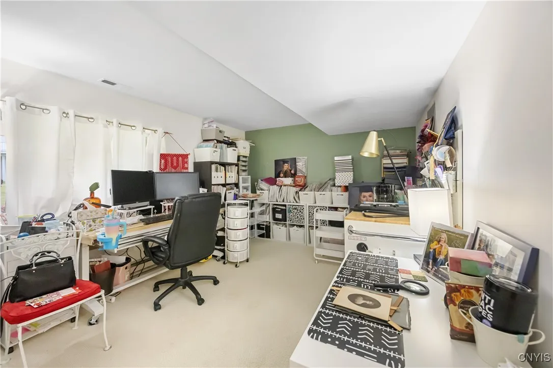 Bonus room used as office and craft room
