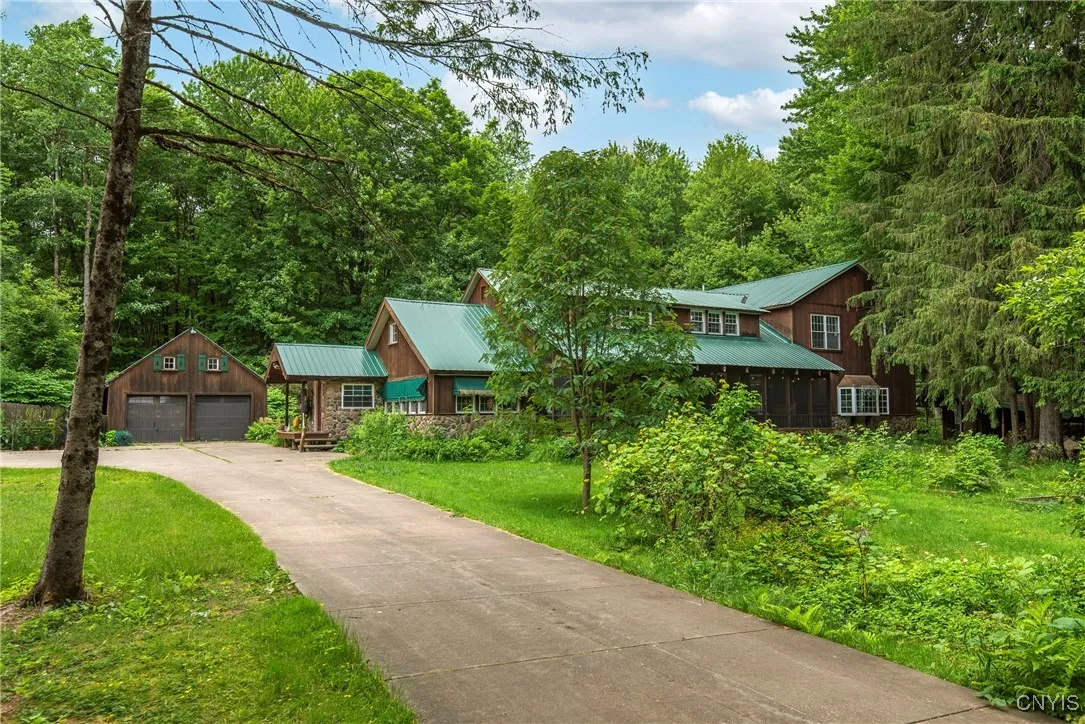 8521 Turin Road, Rome, New York 13440, Rome, New York 13440, 8 Bedrooms Bedrooms, 14 Rooms Rooms,3 BathroomsBathrooms,Residential,For Sale,8521 Turin Road, Rome, New York 13440,0,S1627949