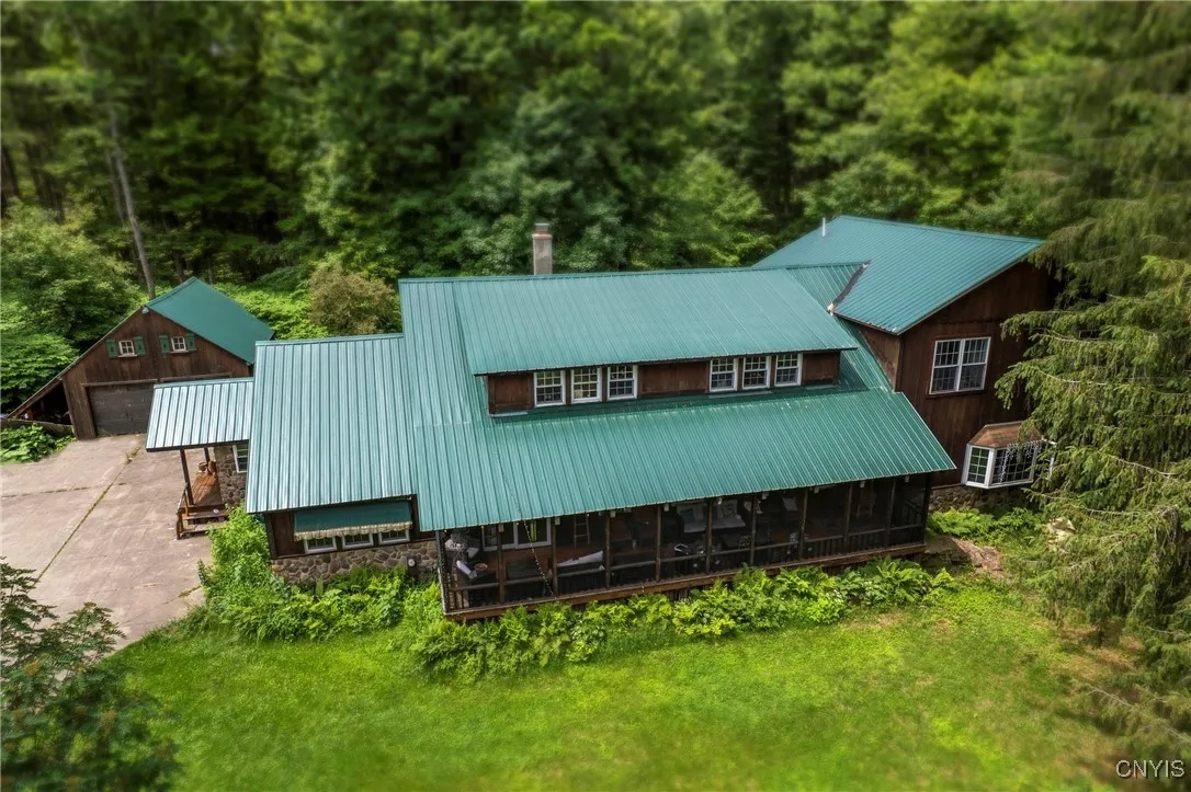 8521 Turin Road, Rome, New York 13440, Rome, New York 13440, 8 Bedrooms Bedrooms, 14 Rooms Rooms,3 BathroomsBathrooms,Residential,For Sale,8521 Turin Road, Rome, New York 13440,0,S1627949