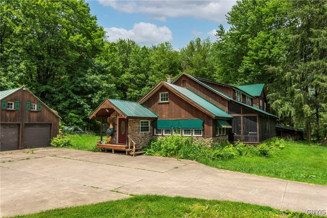 8521 Turin Road, Rome, New York 13440, Rome, New York 13440, 8 Bedrooms Bedrooms, 14 Rooms Rooms,3 BathroomsBathrooms,Residential,For Sale,8521 Turin Road, Rome, New York 13440,0,S1627949