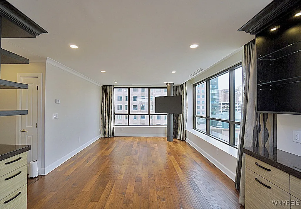 600 Main Street 601, Buffalo, New York 14202, Buffalo, New York 14202, 1 Bedroom Bedrooms, 4 Rooms Rooms,1 BathroomBathrooms,Residential Lease,For Rent,600 Main Street 601, Buffalo, New York 14202,B1628256