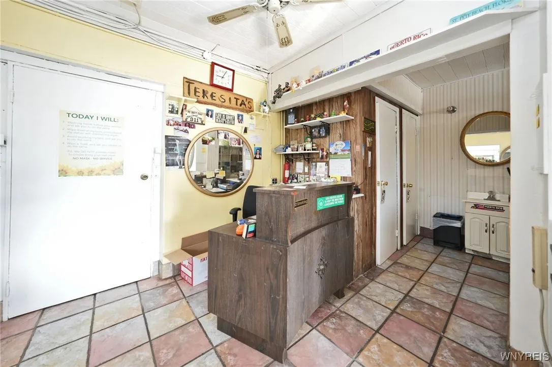 925 Abbott Road, Buffalo, New York 14220, Buffalo, New York 14220, ,Commercial Sale,For Sale,925 Abbott Road, Buffalo, New York 14220,B1628221