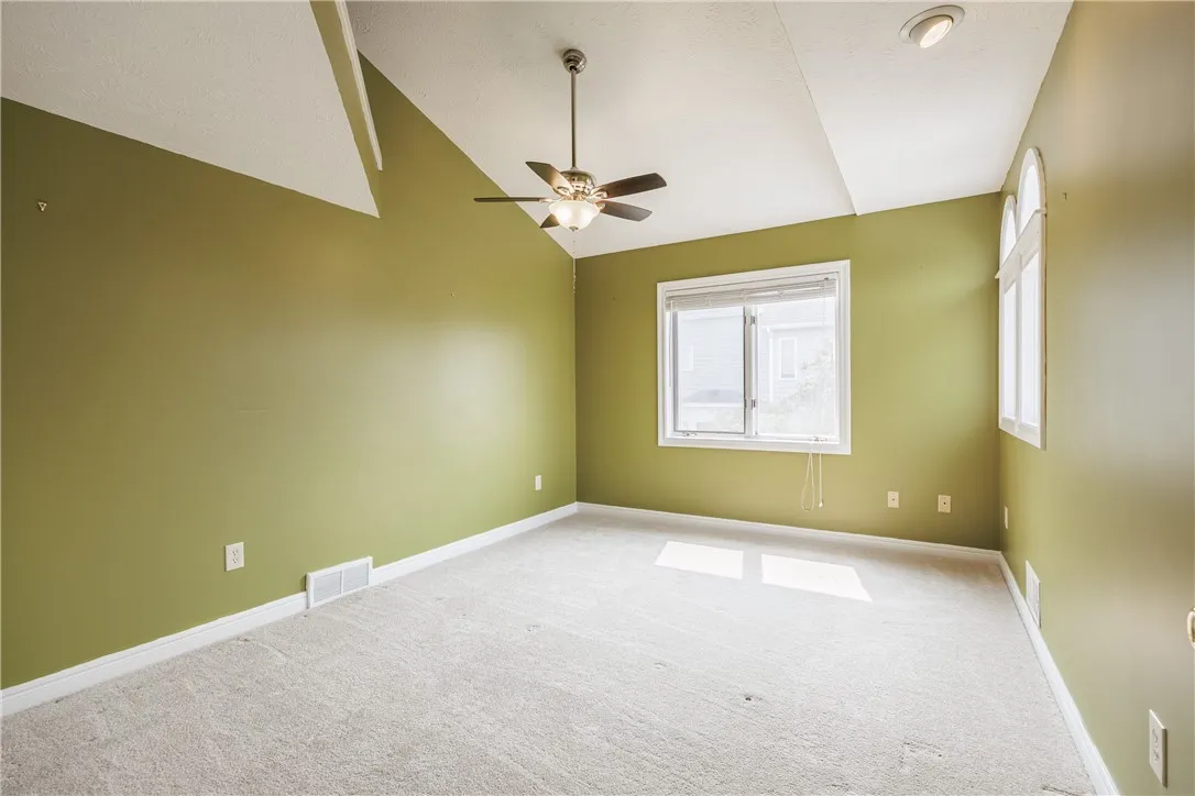 34 Vineyard Hill, Perinton, New York 14450, Perinton, New York 14450, 5 Bedrooms Bedrooms, 10 Rooms Rooms,3 BathroomsBathrooms,Residential,Closed,34 Vineyard Hill, Perinton, New York 14450,0,R1626326