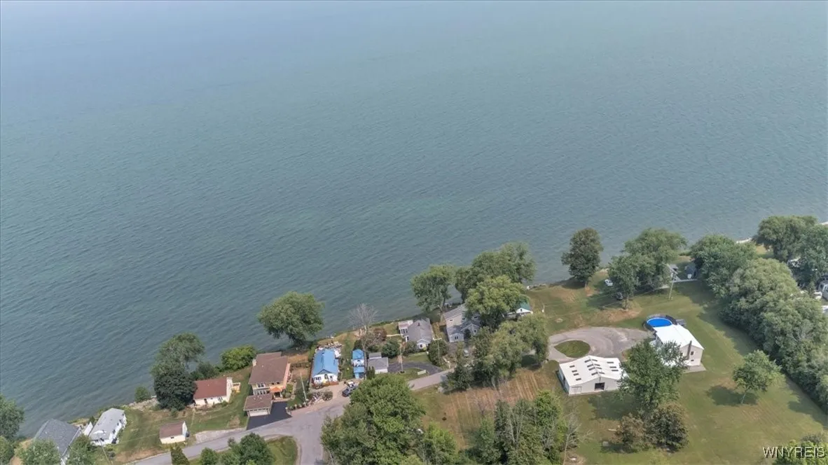 3073 Maple Avenue, Wilson, New York 14172, Wilson, New York 14172, 2 Bedrooms Bedrooms, 6 Rooms Rooms,1 BathroomBathrooms,Residential,For Sale,3073 Maple Avenue, Wilson, New York 14172,0,B1627498