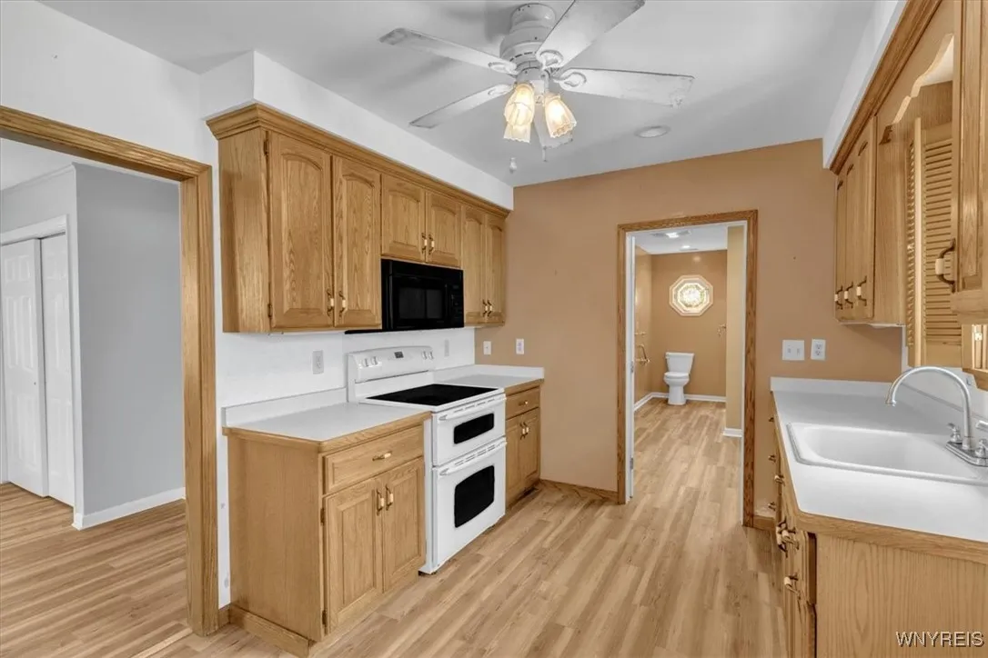 3073 Maple Avenue, Wilson, New York 14172, Wilson, New York 14172, 2 Bedrooms Bedrooms, 6 Rooms Rooms,1 BathroomBathrooms,Residential,For Sale,3073 Maple Avenue, Wilson, New York 14172,0,B1627498