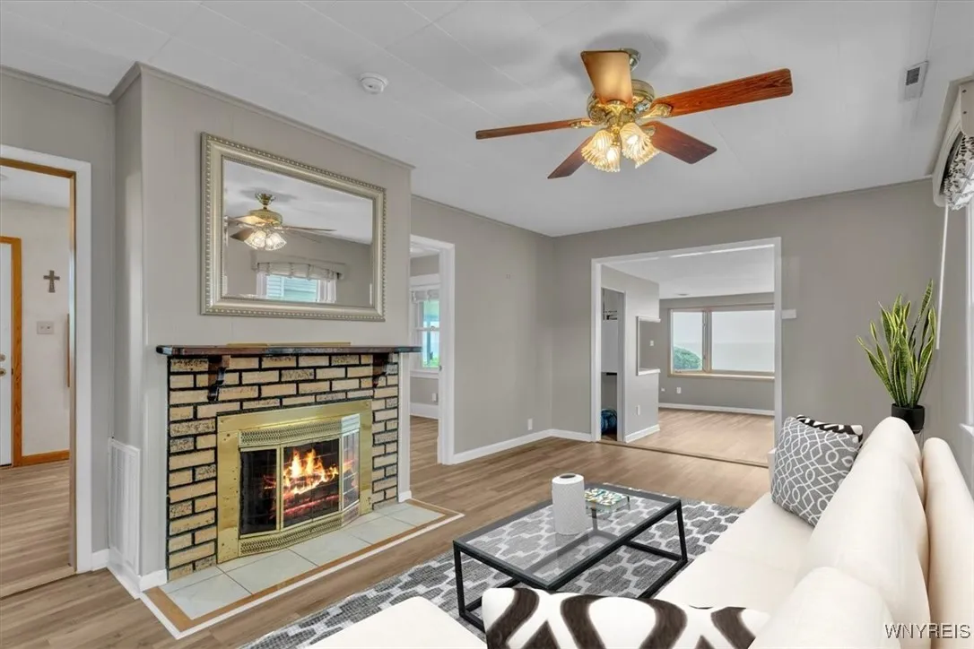 3073 Maple Avenue, Wilson, New York 14172, Wilson, New York 14172, 2 Bedrooms Bedrooms, 6 Rooms Rooms,1 BathroomBathrooms,Residential,For Sale,3073 Maple Avenue, Wilson, New York 14172,0,B1627498