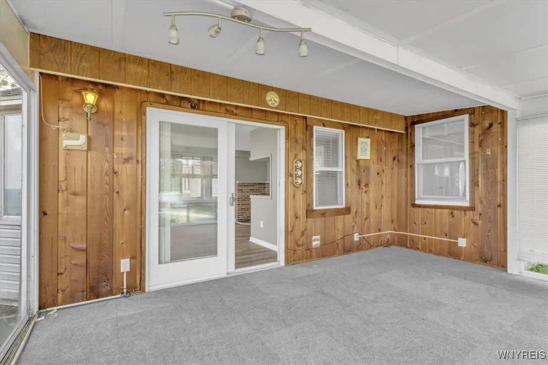 3073 Maple Avenue, Wilson, New York 14172, Wilson, New York 14172, 2 Bedrooms Bedrooms, 6 Rooms Rooms,1 BathroomBathrooms,Residential,For Sale,3073 Maple Avenue, Wilson, New York 14172,0,B1627498