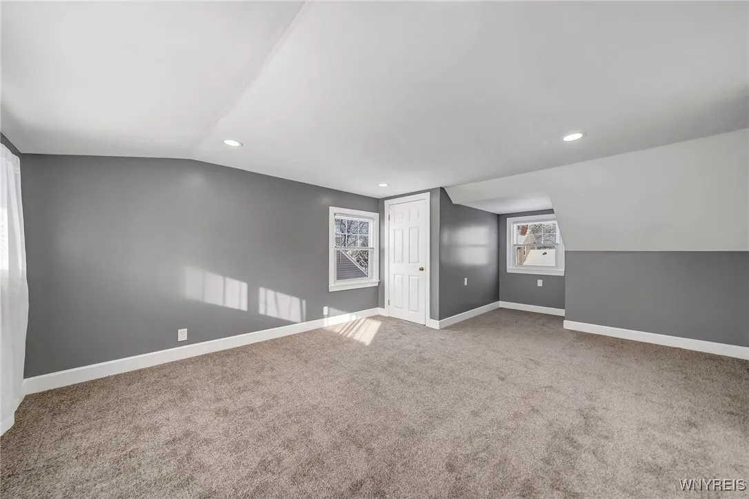 206 Wrexham Court North, Tonawanda, New York 14150, Tonawanda, New York 14150, 4 Bedrooms Bedrooms, 7 Rooms Rooms,1 BathroomBathrooms,Residential Lease,For Rent,206 Wrexham Court North, Tonawanda, New York 14150,B1622441