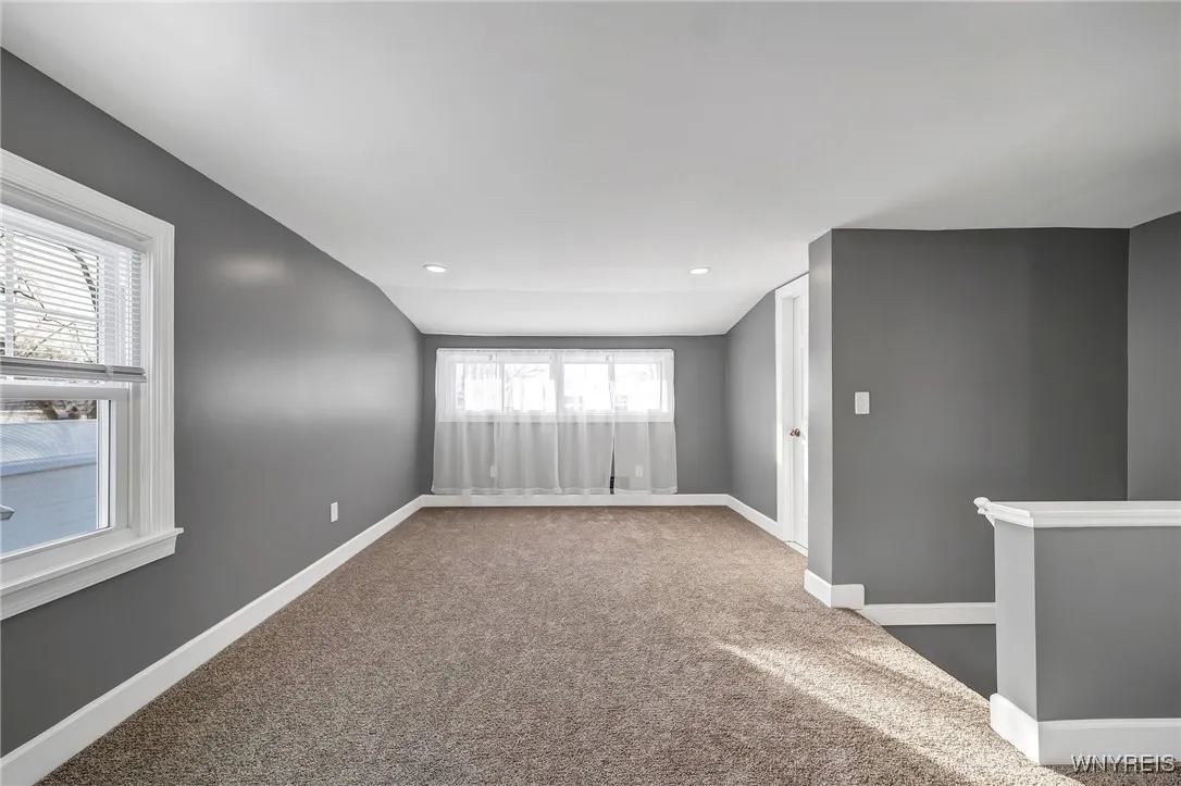 206 Wrexham Court North, Tonawanda, New York 14150, Tonawanda, New York 14150, 4 Bedrooms Bedrooms, 7 Rooms Rooms,1 BathroomBathrooms,Residential Lease,For Rent,206 Wrexham Court North, Tonawanda, New York 14150,B1622441