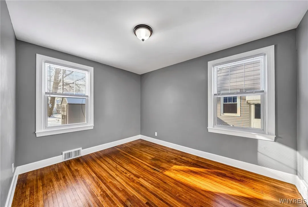 206 Wrexham Court North, Tonawanda, New York 14150, Tonawanda, New York 14150, 4 Bedrooms Bedrooms, 7 Rooms Rooms,1 BathroomBathrooms,Residential Lease,For Rent,206 Wrexham Court North, Tonawanda, New York 14150,B1622441