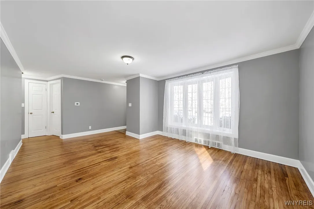206 Wrexham Court North, Tonawanda, New York 14150, Tonawanda, New York 14150, 4 Bedrooms Bedrooms, 7 Rooms Rooms,1 BathroomBathrooms,Residential Lease,For Rent,206 Wrexham Court North, Tonawanda, New York 14150,B1622441