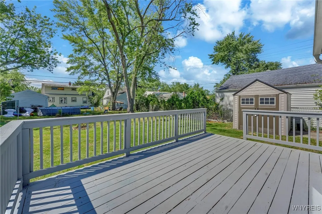 206 Wrexham Court North, Tonawanda, New York 14150, Tonawanda, New York 14150, 4 Bedrooms Bedrooms, 7 Rooms Rooms,1 BathroomBathrooms,Residential Lease,For Rent,206 Wrexham Court North, Tonawanda, New York 14150,B1622441