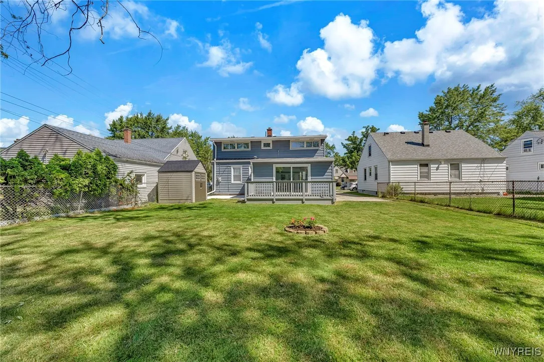 206 Wrexham Court North, Tonawanda, New York 14150, Tonawanda, New York 14150, 4 Bedrooms Bedrooms, 7 Rooms Rooms,1 BathroomBathrooms,Residential Lease,For Rent,206 Wrexham Court North, Tonawanda, New York 14150,B1622441