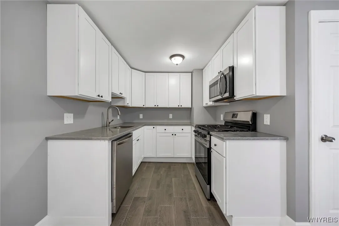 206 Wrexham Court North, Tonawanda, New York 14150, Tonawanda, New York 14150, 4 Bedrooms Bedrooms, 7 Rooms Rooms,1 BathroomBathrooms,Residential Lease,For Rent,206 Wrexham Court North, Tonawanda, New York 14150,B1622441